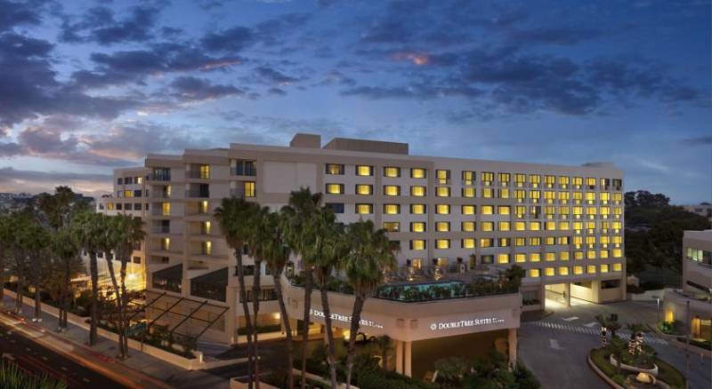 DoubleTree Suites by Hilton Santa Monica