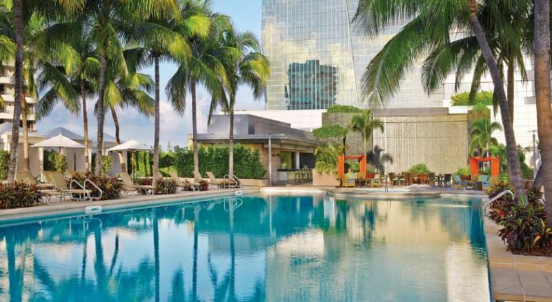 Four Seasons Hotel Miami