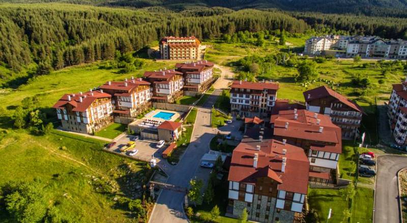 Green Life Ski & SPA Resort - Half Board