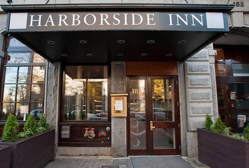 Harborside Inn