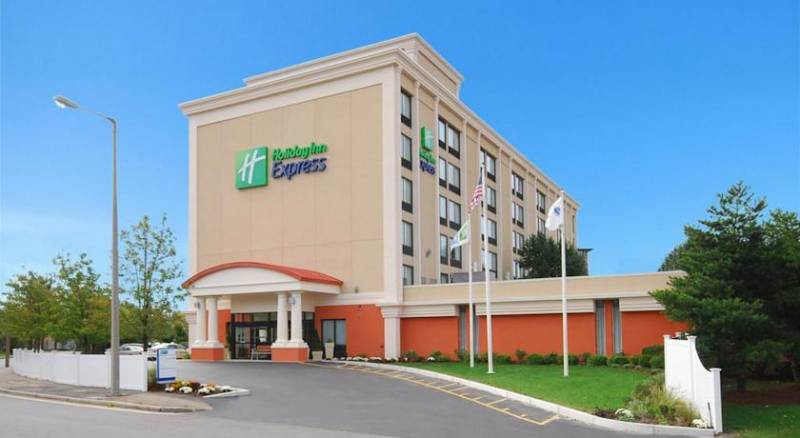 Holiday Inn Express Boston