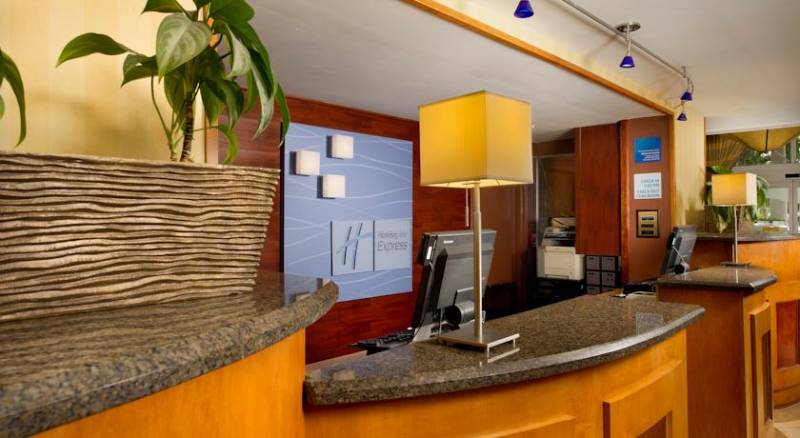 Holiday Inn Express Miami Airport Doral Area