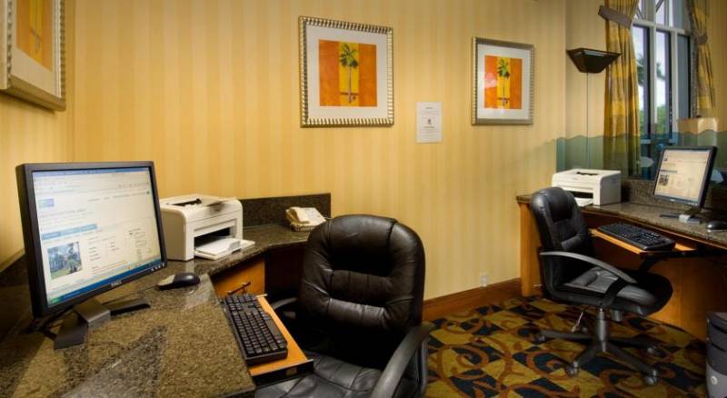 Holiday Inn Express Miami Airport Doral Area