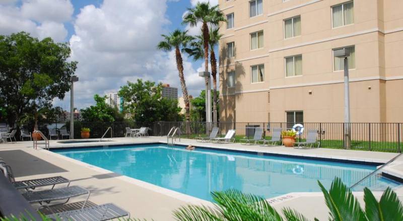 Homewood Suites Miami Airport/Blue Lagoon