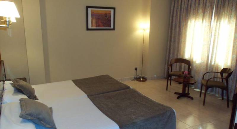 Imperial Atiram Hotel