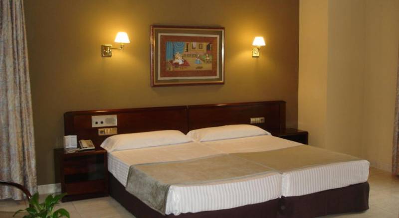 Imperial Atiram Hotel