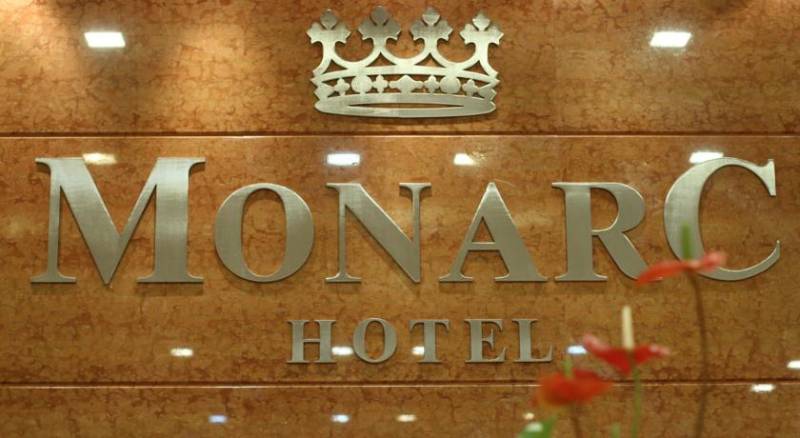 MonarC Hotel