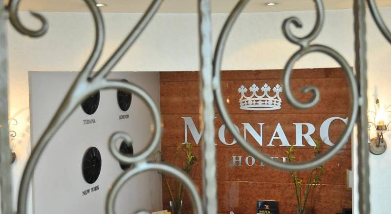 MonarC Hotel