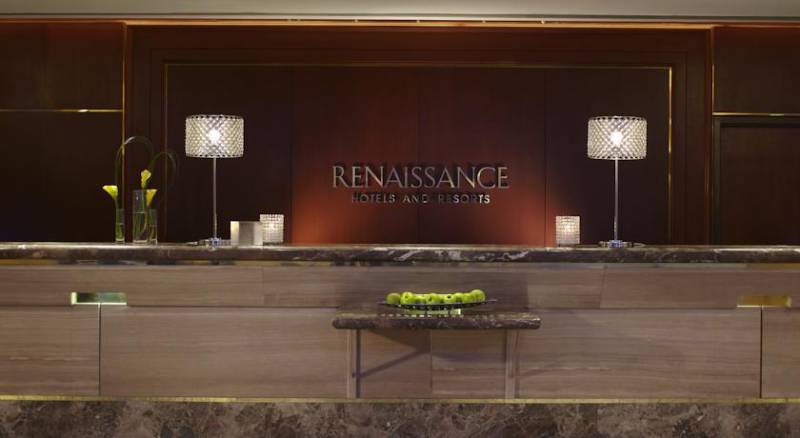 Renaissance Los Angeles Airport Hotel