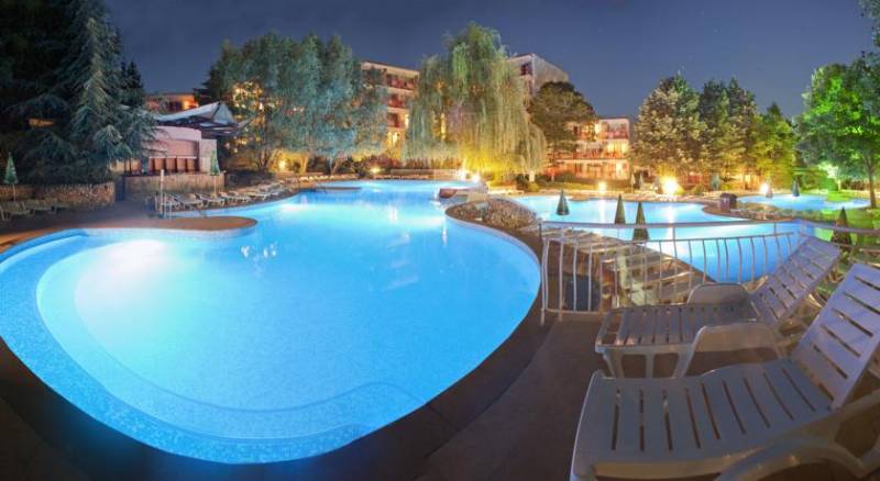 Vita Park Hotel - Aqua Park & All Inclusive