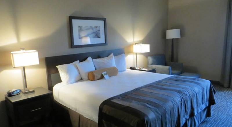 Wingate by Wyndham Los Angeles Airport