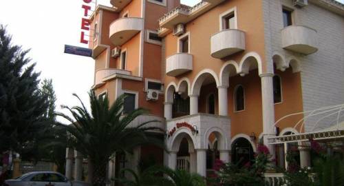 Hotel Ferrari