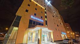 BonHotel