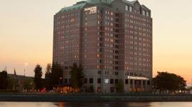 DoubleTree Suites by Hilton Hotel Boston - Cambridge