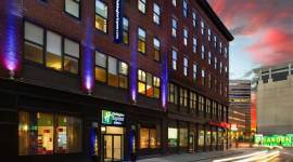 Holiday Inn Express Hotel and Suites Boston Garden