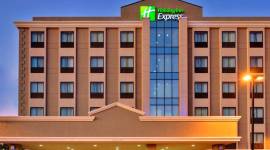 Holiday Inn Express Los Angeles LAX Airport