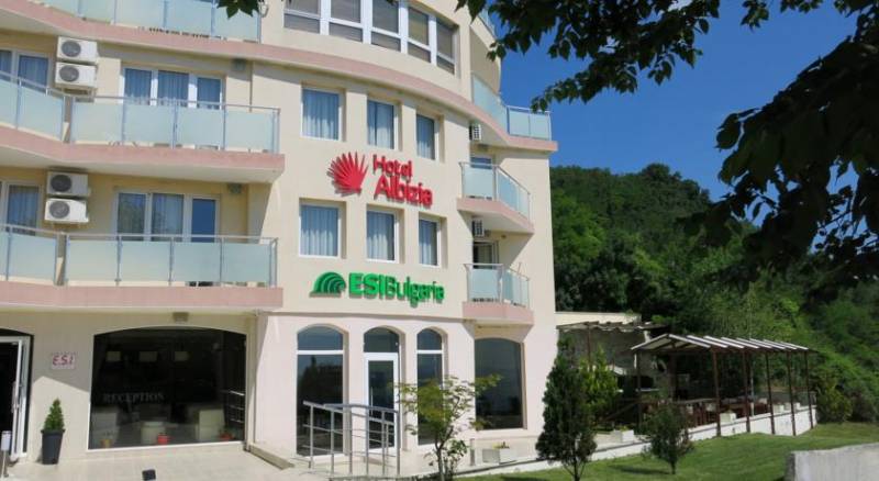 Albizia Beach Hotel