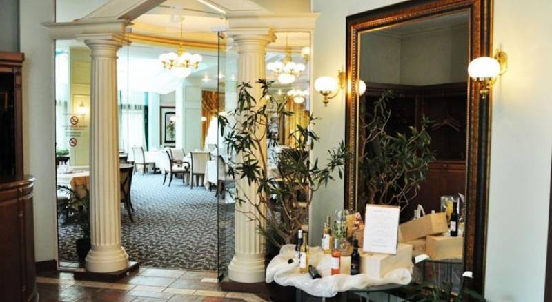 Crystal Palace Boutique Hotel