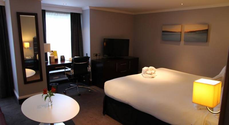 DoubleTree by Hilton Bristol City Centre