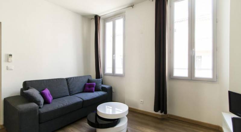 Florella Clemenceau Apartment