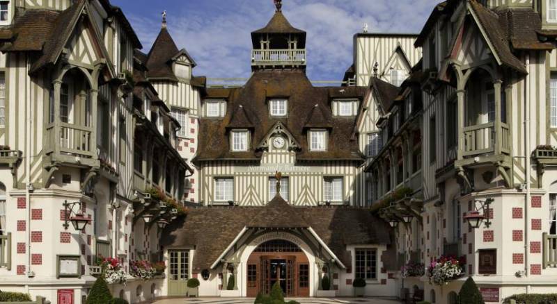 Hôtel Barrière Le Normandy