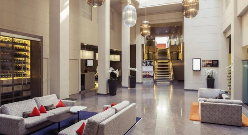 Mercure Nantes Centre Grand Hotel