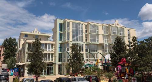 Sunny Day Club Hotel