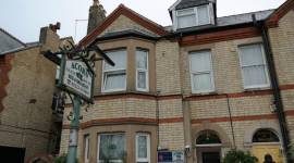 Acorn Guest House B&B