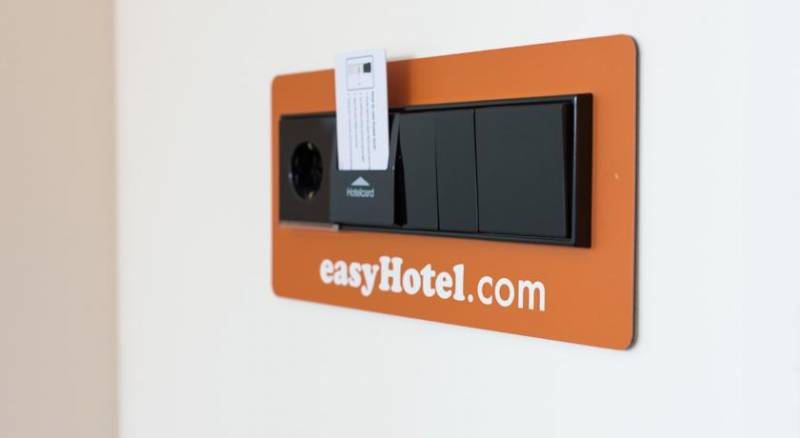 EasyHotel Den Haag