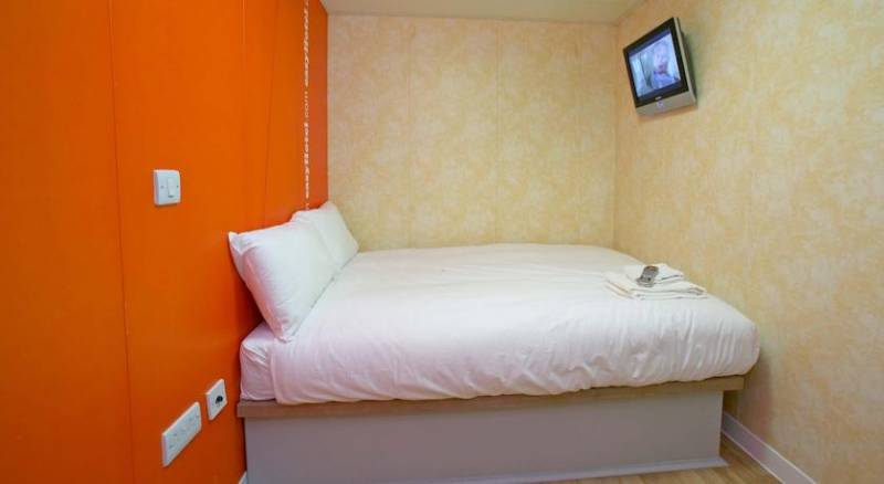 EasyHotel London Luton