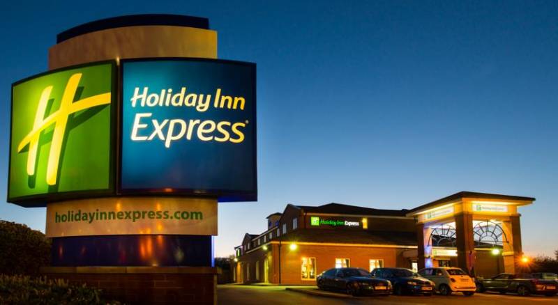 Holiday Inn Express Manchester East
