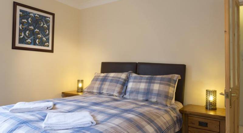 Poplar House Serviced Apartments