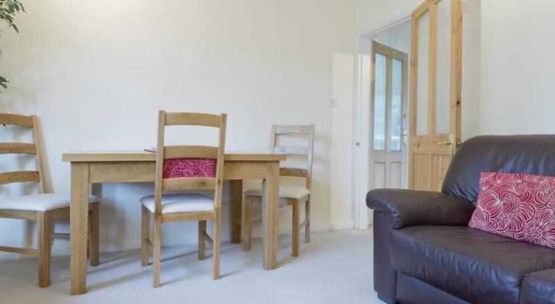 Poplar House Serviced Apartments