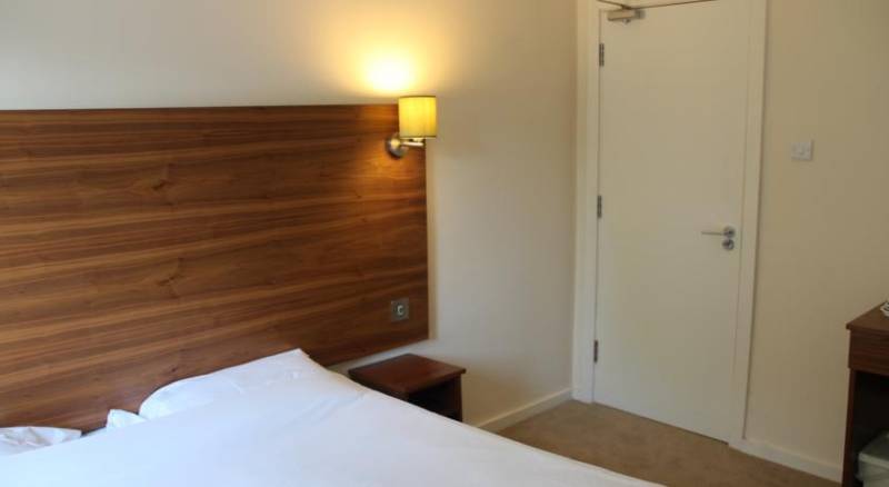 Stockwood Hotel - Luton Airport