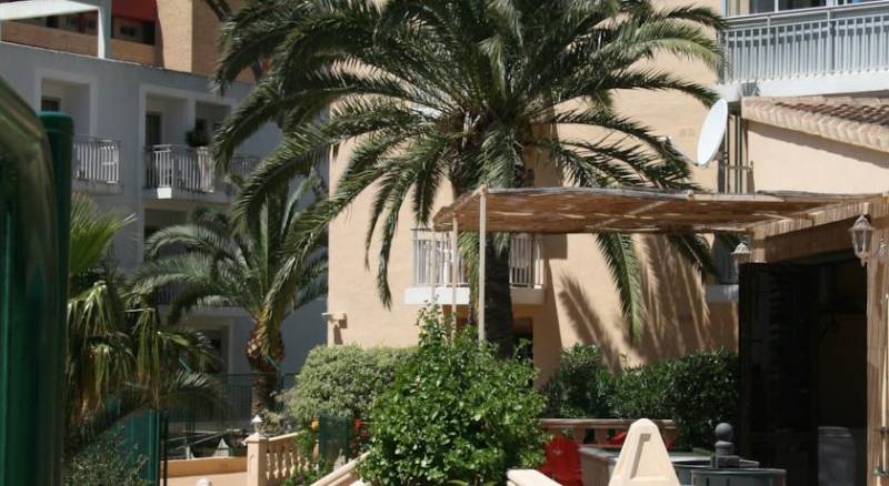 Apartamentos Palm Court