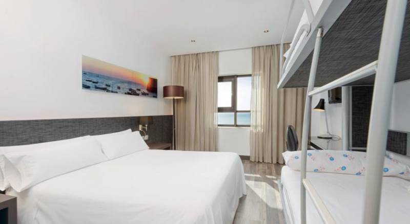 Tryp Cádiz La Caleta Hotel