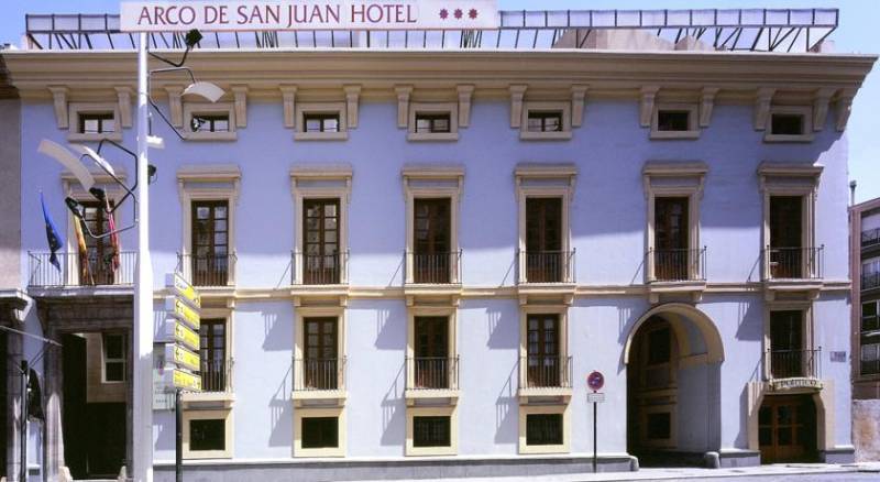 Hotel Arco De San Juan