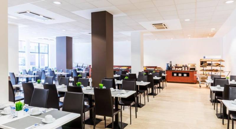 Tryp Gijón Rey Pelayo Hotel