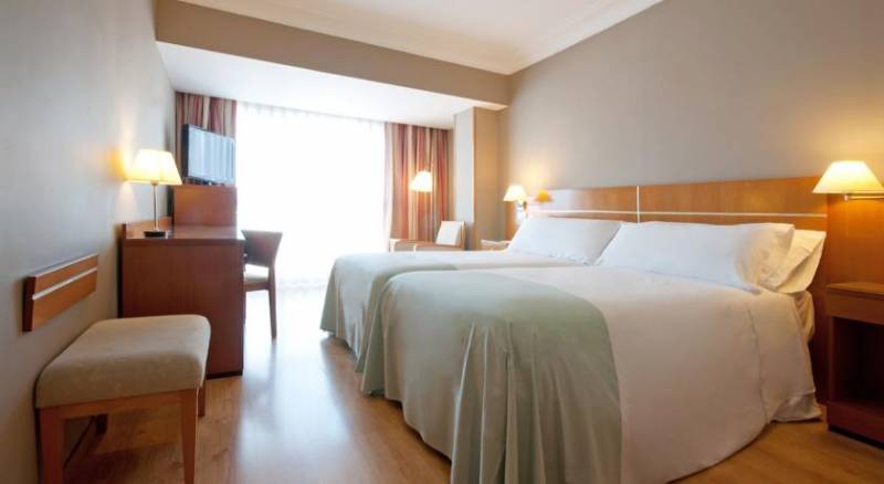 Tryp San Sebastián Orly Hotel