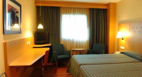 Hotel City Express Santander Parayas