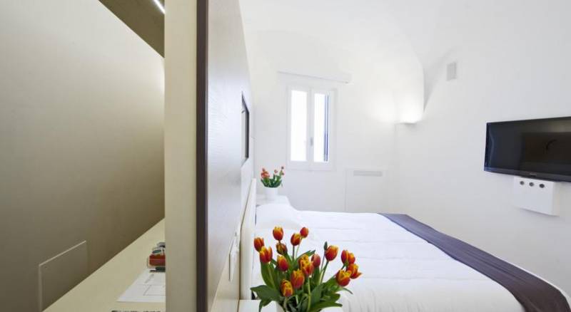 Santacroce Luxury Rooms