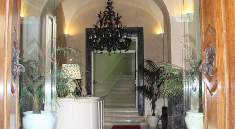 Suite Hotel Santa Chiara