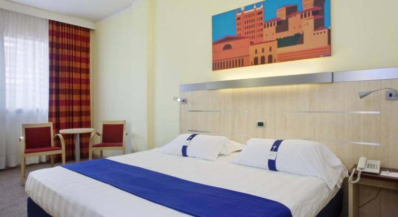 Holiday Inn Express Parma