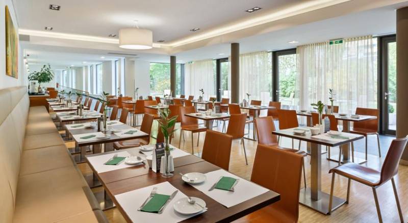 Austria Trend Hotel beim Theresianum Wien