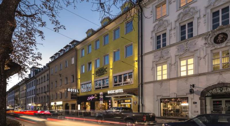 Basic Hotel Innsbruck