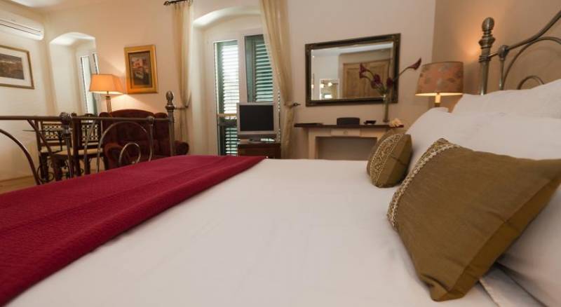 Boutique Guest Accommodation Zephyrus