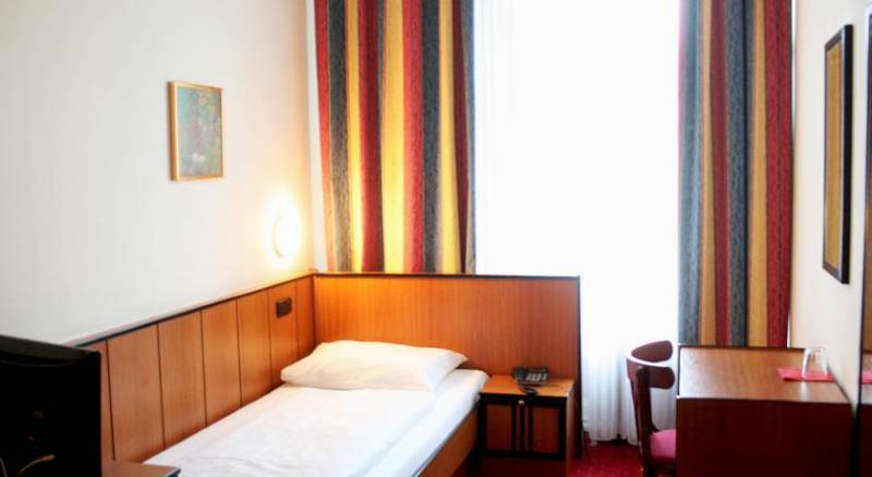 Drei Kronen Hotel Wien City