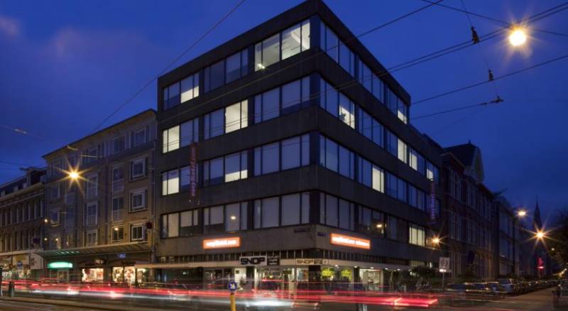 EasyHotel Amsterdam City Centre South