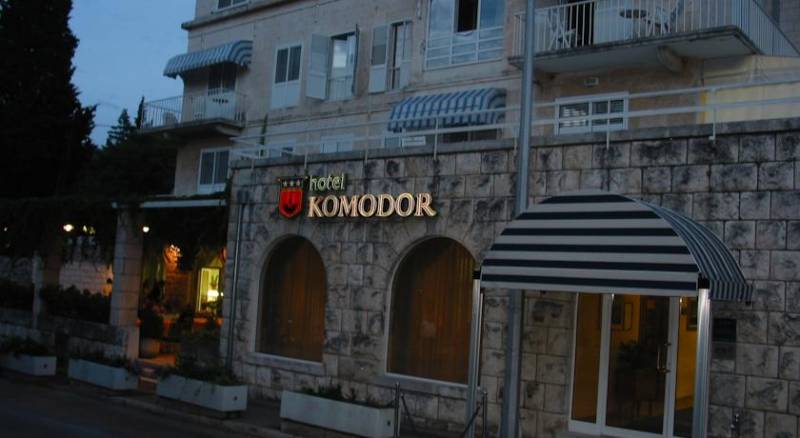 Hotel Komodor