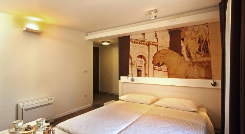 La Porta Luxury Rooms